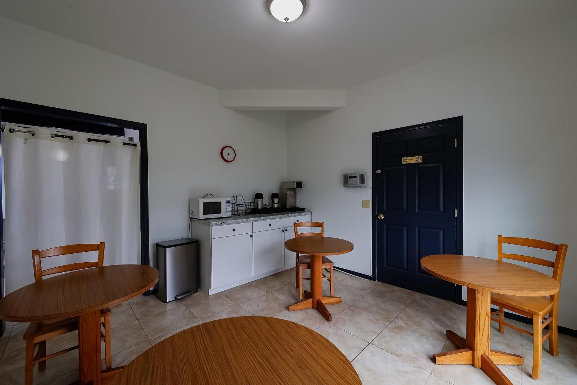 Coastal Inn By Oyo Lincoln City - Oregon Coast Hwy מראה חיצוני תמונה