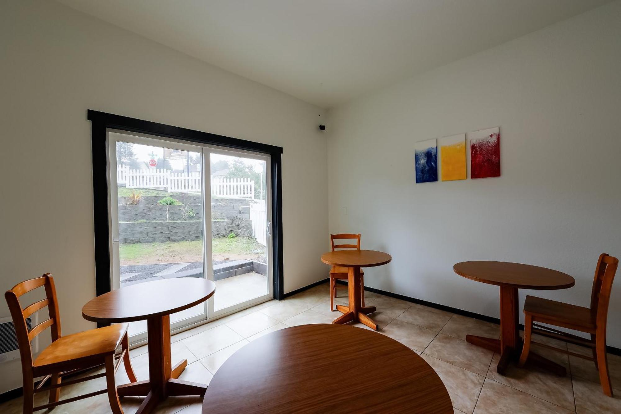 Coastal Inn By Oyo Lincoln City - Oregon Coast Hwy מראה חיצוני תמונה
