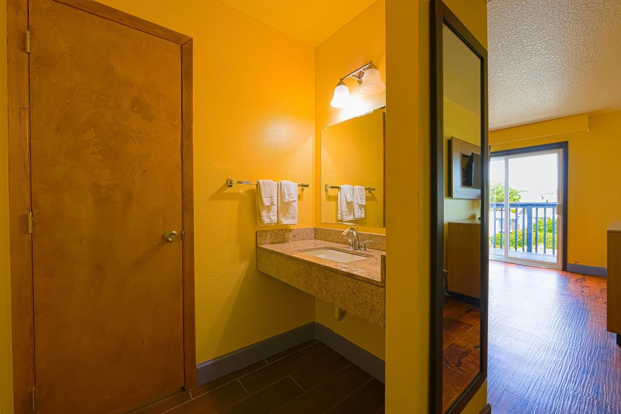 Coastal Inn By Oyo Lincoln City - Oregon Coast Hwy מראה חיצוני תמונה
